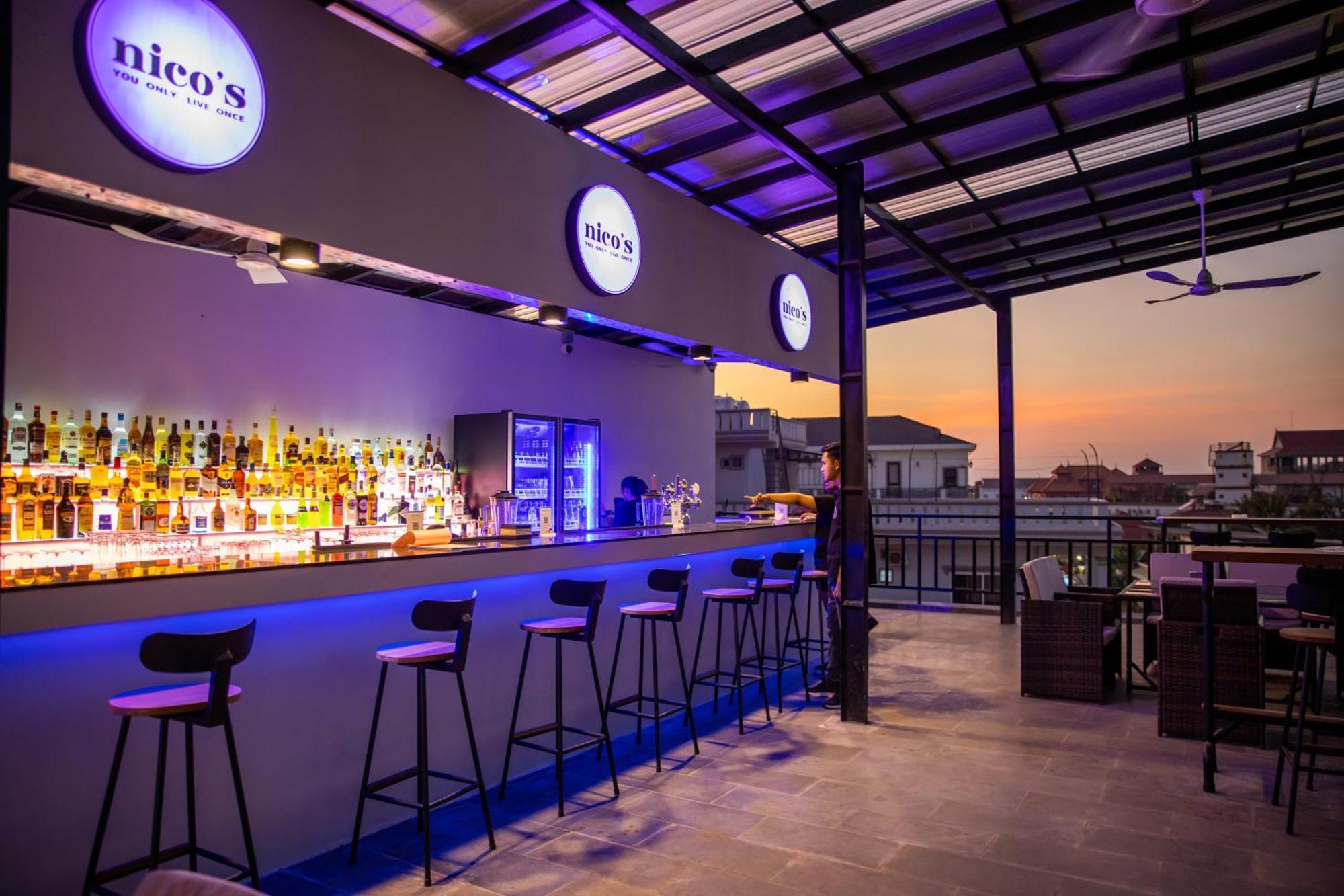 Nico'S Hotel And Skybar Siem Reap Luaran gambar